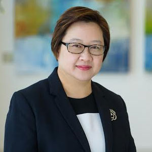 Julie Tay
